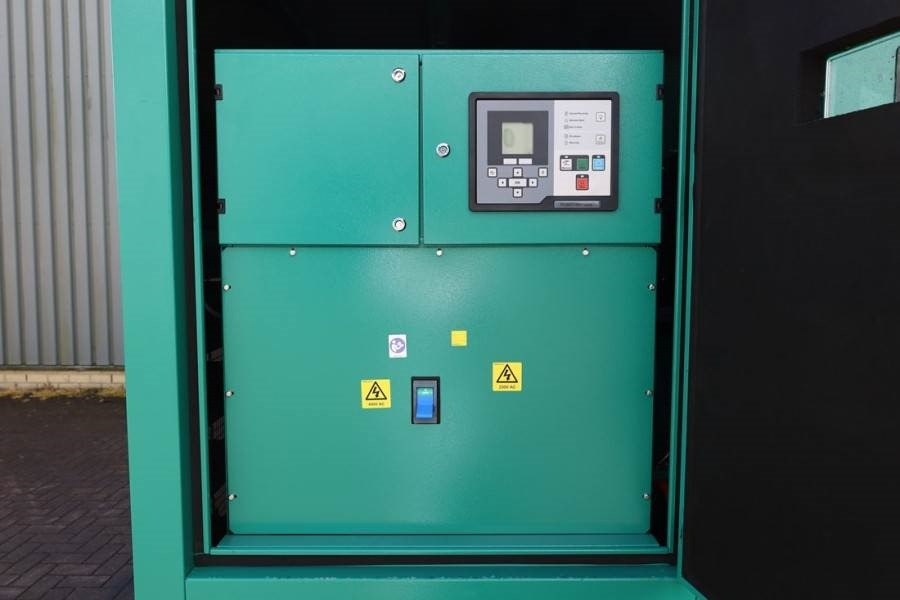 Cummins C550D5Q Declaration of Conformity, Diesel, 550kVA, - Generador industriale: foto 2 Cummins C550D5Q Declaration of Conformity, Diesel, 550kVA, - Generador industriale: foto 2