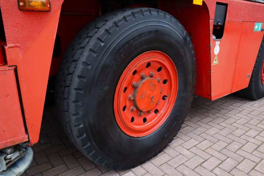 Demag AC-40 City 6x6 Drive And 6 Wheel Steering, 40t Cap - Grúa todo terreno: foto 3 Demag AC-40 City 6x6 Drive And 6 Wheel Steering, 40t Cap - Grúa todo terreno: foto 3