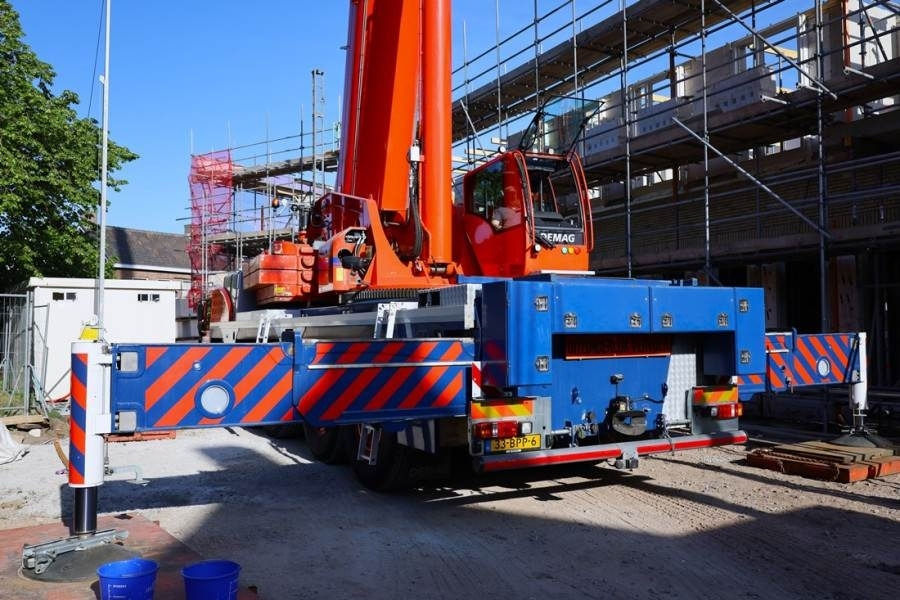 Demag AC220-5 Dutch Registration, 10x6x10, 220t Ca - Grúa todo terreno: foto 2 Demag AC220-5 Dutch Registration, 10x6x10, 220t Ca - Grúa todo terreno: foto 2