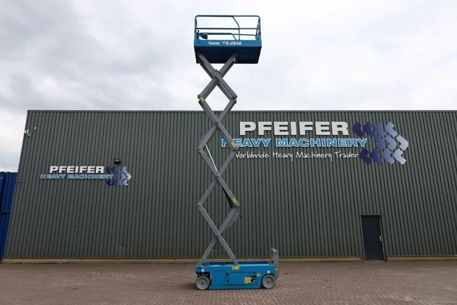 Genie GS2646 Electric, Working Height 9.80m, Capacity 45 - Plataforma de tijeras: foto 4 Genie GS2646 Electric, Working Height 9.80m, Capacity 45 - Plataforma de tijeras: foto 4