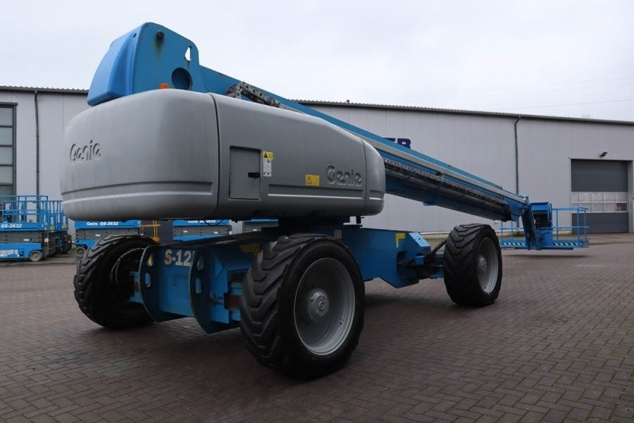 Genie S125 Diesel, 4x4x4 Drive, 40.1m Working Height, 24 - Plataforma telescopica: foto 2 Genie S125 Diesel, 4x4x4 Drive, 40.1m Working Height, 24 - Plataforma telescopica: foto 2