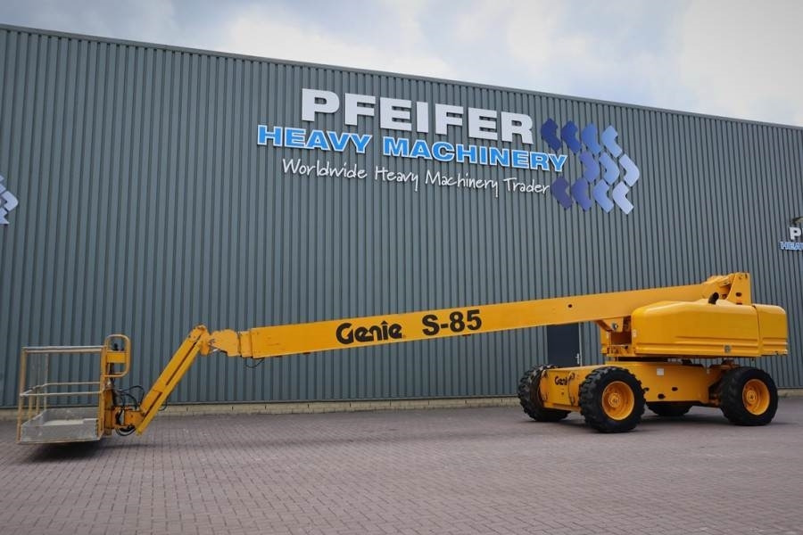 Genie S85 Diesel, 4x4 Drive, 27.7m Working Height, Conti - Plataforma telescopica: foto 1 Genie S85 Diesel, 4x4 Drive, 27.7m Working Height, Conti - Plataforma telescopica: foto 1