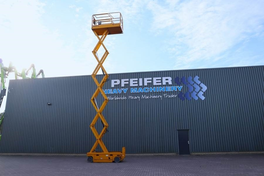 Haulotte Compact 12 Electric, 12m Working Height, 300kg Cap - Plataforma de tijeras: foto 3 Haulotte Compact 12 Electric, 12m Working Height, 300kg Cap - Plataforma de tijeras: foto 3