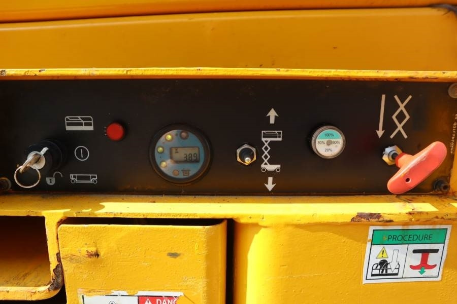 Leasing para Haulotte Compact 14 Electric, 14m Working Height, 350kg Cap  Haulotte Compact 14 Electric, 14m Working Height, 350kg Cap: foto 9