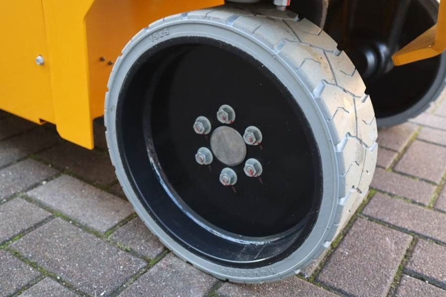 Plataforma de tijeras Haulotte Compact 8N Valid inspection, *Guarantee! 8m Workin: foto 6