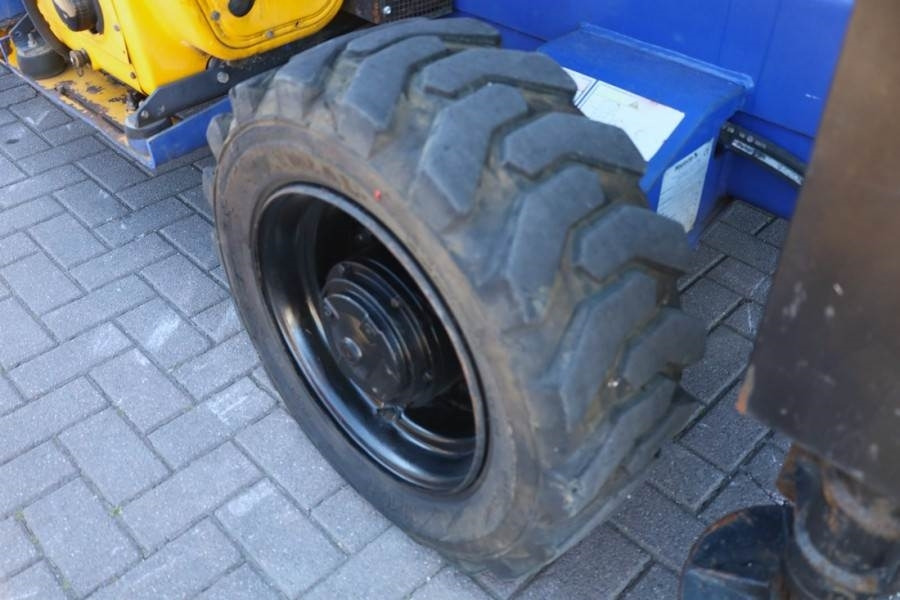 Plataforma de tijeras Haulotte H12SX Diesel, 4x4 Drive, 12m Working Height, 700kg: foto 12