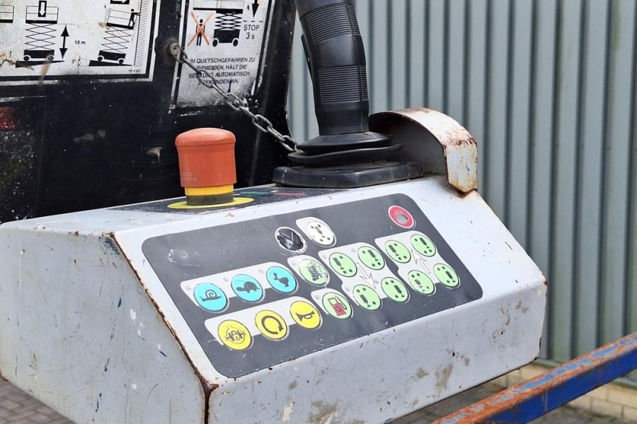 Haulotte H12SX Diesel, 4x4 Drive, 12m Working Height, 700kg - Plataforma de tijeras: foto 5 Haulotte H12SX Diesel, 4x4 Drive, 12m Working Height, 700kg - Plataforma de tijeras: foto 5