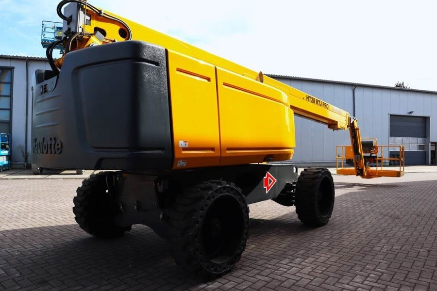 Haulotte HT28RTJ Pro Guarantee! 4x4x4 Drive, 28 m Working H - Plataforma telescopica: foto 2 Haulotte HT28RTJ Pro Guarantee! 4x4x4 Drive, 28 m Working H - Plataforma telescopica: foto 2