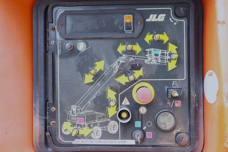 JLG 1350SJP Diesel, 4x4 Drive And 4-Wheel Steering, 43 - Plataforma telescopica: foto 4 JLG 1350SJP Diesel, 4x4 Drive And 4-Wheel Steering, 43 - Plataforma telescopica: foto 4