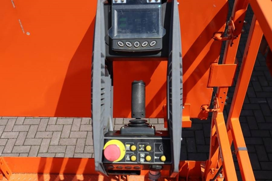 JLG ERT2669 Unused, Electric, 10m Working Height, 680k - Plataforma de tijeras: foto 3 JLG ERT2669 Unused, Electric, 10m Working Height, 680k - Plataforma de tijeras: foto 3