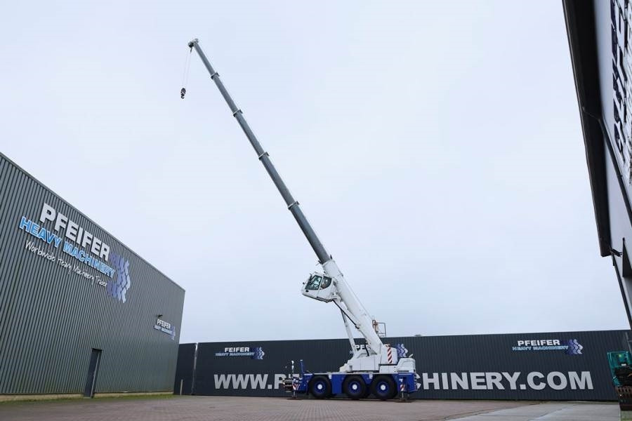 Liebherr LTC1050-3.1 Diesel, 6x6x6 Drive, 50t Capacity, 36m - Grúa todo terreno: foto 3 Liebherr LTC1050-3.1 Diesel, 6x6x6 Drive, 50t Capacity, 36m - Grúa todo terreno: foto 3