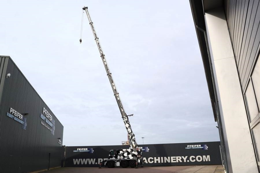Liebherr LTC1055-3.1 Diesel, 6x6x6 Drive, 55t Capacity, 36m - Grúa todo terreno: foto 3 Liebherr LTC1055-3.1 Diesel, 6x6x6 Drive, 55t Capacity, 36m - Grúa todo terreno: foto 3