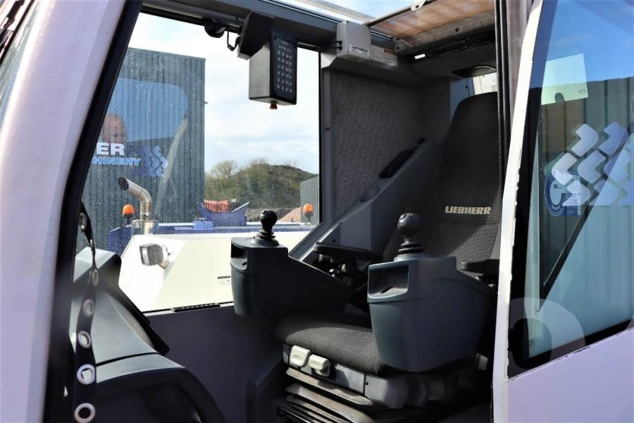 Liebherr LTM1050-3.1 6x4 Drive And 6-Wheel Steering, 50t Ca - Grúa todo terreno: foto 5 Liebherr LTM1050-3.1 6x4 Drive And 6-Wheel Steering, 50t Ca - Grúa todo terreno: foto 5