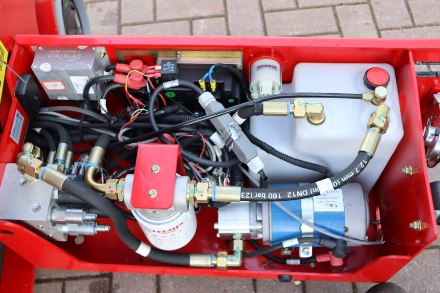 Plataforma de tijeras Magni ES0807EP New And Available Directly From Stock, El: foto 6 Plataforma de tijeras Magni ES0807EP New And Available Directly From Stock, El: foto 6