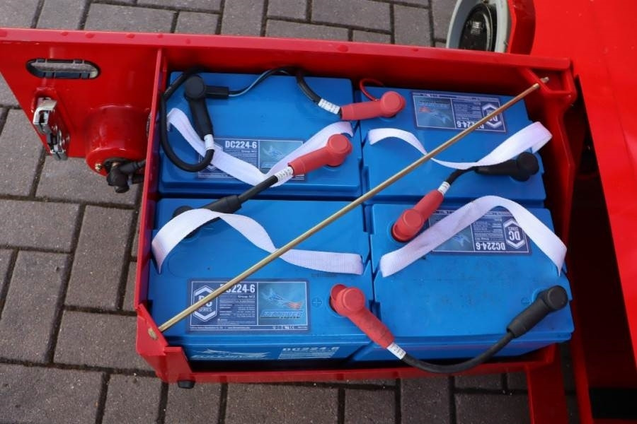 Plataforma de tijeras Magni ES0807EP New And Available Directly From Stock, El: foto 11 Plataforma de tijeras Magni ES0807EP New And Available Directly From Stock, El: foto 11