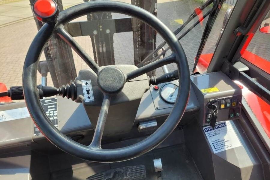Manitou M30-4 Valid Inspection, *Guarantee, Diesel, 4x4 Dr - Carretilla todo terreno: foto 4 Manitou M30-4 Valid Inspection, *Guarantee, Diesel, 4x4 Dr - Carretilla todo terreno: foto 4