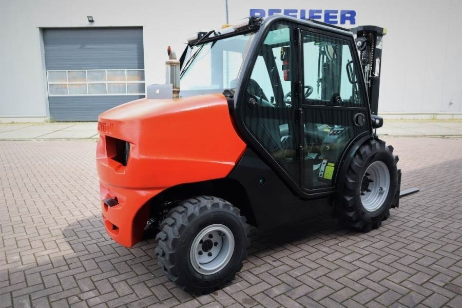 Manitou MC25-4 Valid Inspection, *Guarantee, Diesel, 4x4 D - Carretilla todo terreno: foto 3 Manitou MC25-4 Valid Inspection, *Guarantee, Diesel, 4x4 D - Carretilla todo terreno: foto 3