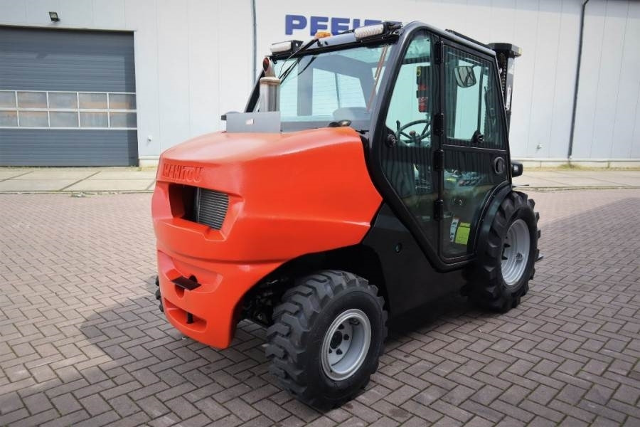 Manitou MC25-4 Valid Inspection, *Guarantee, Diesel, 4x4 D - Carretilla todo terreno: foto 3 Manitou MC25-4 Valid Inspection, *Guarantee, Diesel, 4x4 D - Carretilla todo terreno: foto 3