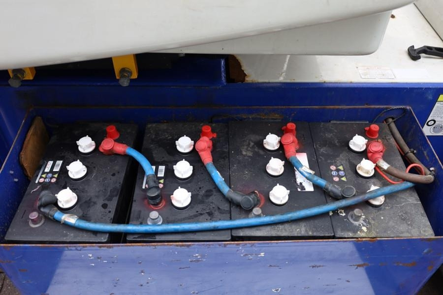 Leasing para Niftylift HR17NE Electric, 17m Working Height, 9.7m Reach, 2 Niftylift HR17NE Electric, 17m Working Height, 9.7m Reach, 2: foto 10 Leasing para Niftylift HR17NE Electric, 17m Working Height, 9.7m Reach, 2 Niftylift HR17NE Electric, 17m Working Height, 9.7m Reach, 2: foto 10