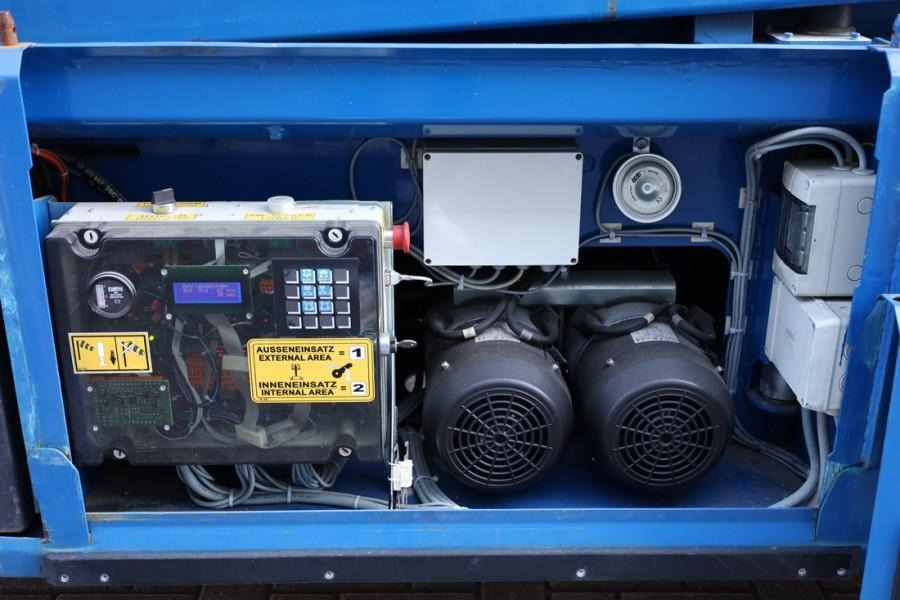 PB LIFT S225-12ES Electric, 22.5m Working Height, 450 - Plataforma de tijeras: foto 3 PB LIFT S225-12ES Electric, 22.5m Working Height, 450 - Plataforma de tijeras: foto 3