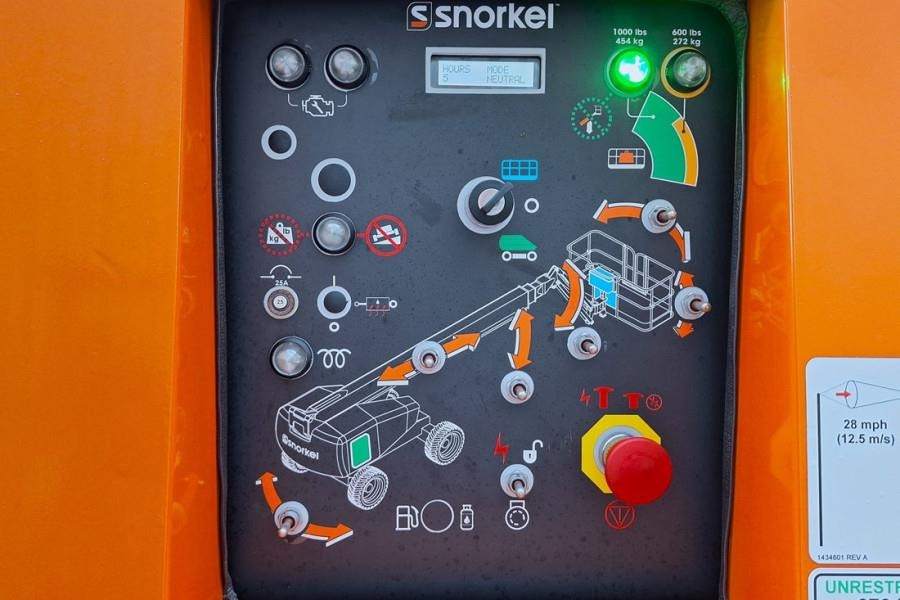 Snorkel 460SJ Valid Inspection, *Guarantee! CE, Diesel, 4x - Plataforma telescopica: foto 4 Snorkel 460SJ Valid Inspection, *Guarantee! CE, Diesel, 4x - Plataforma telescopica: foto 4
