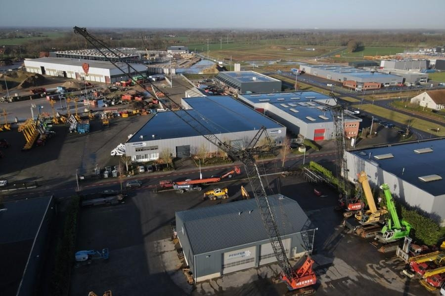 Sumitomo SC700-II 70t Capacity, 43m Boom, 31m Movable Jib, - Grúa sobre orugas: foto 4 Sumitomo SC700-II 70t Capacity, 43m Boom, 31m Movable Jib, - Grúa sobre orugas: foto 4