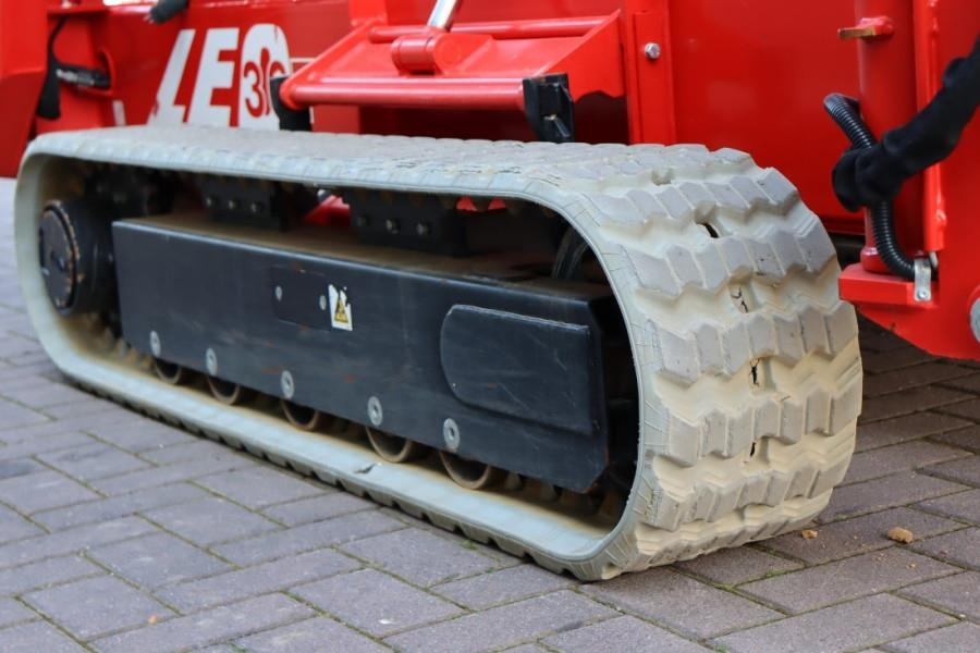 Plataforma articulada Teupen Leo 36t 230 V Electric Motor + Diesel, Rubber Trac: foto 11 Plataforma articulada Teupen Leo 36t 230 V Electric Motor + Diesel, Rubber Trac: foto 11