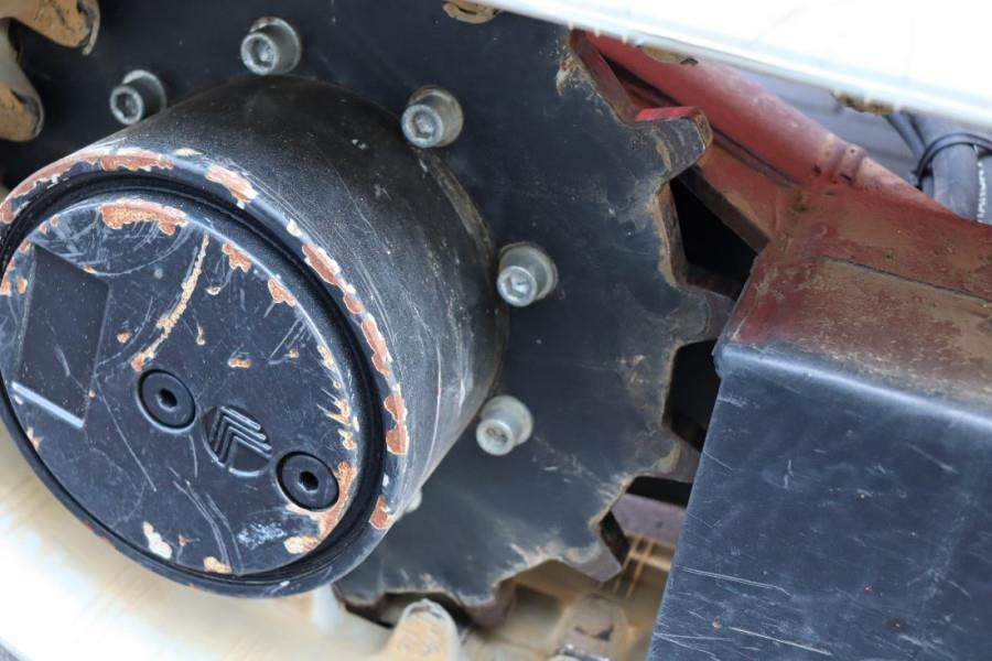 Plataforma articulada Teupen Leo 36t 230 V Electric Motor + Diesel, Rubber Trac: foto 9 Plataforma articulada Teupen Leo 36t 230 V Electric Motor + Diesel, Rubber Trac: foto 9