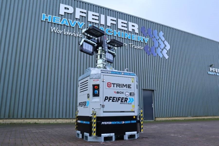 Trime X-BOX 4x320 LED Valid inspection, *Guarantee - Torre de iluminación: foto 1 Trime X-BOX 4x320 LED Valid inspection, *Guarantee - Torre de iluminación: foto 1