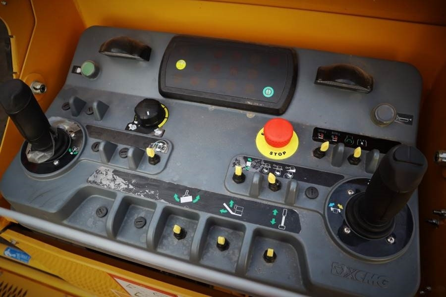 XCMG XGS28E Valid inspection, *Guarantee! Diesel, 4x4 D - Plataforma telescopica: foto 3 XCMG XGS28E Valid inspection, *Guarantee! Diesel, 4x4 D - Plataforma telescopica: foto 3