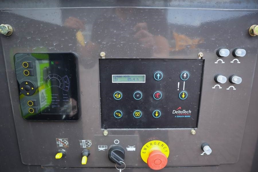 Zoomlion ZS1623RT Diesel, 4x4 Drive, 18m Working Height, 68 - Plataforma de tijeras: foto 4 Zoomlion ZS1623RT Diesel, 4x4 Drive, 18m Working Height, 68 - Plataforma de tijeras: foto 4