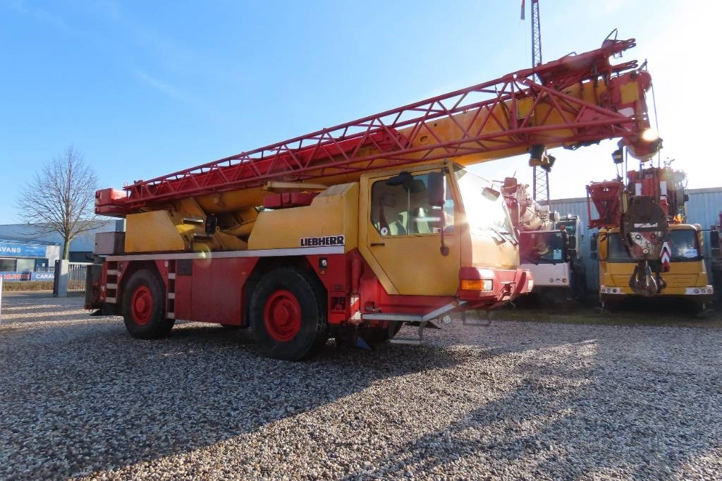 Liebherr LTM 1030-2.1 - Grúa todo terreno: foto 2 Liebherr LTM 1030-2.1 - Grúa todo terreno: foto 2