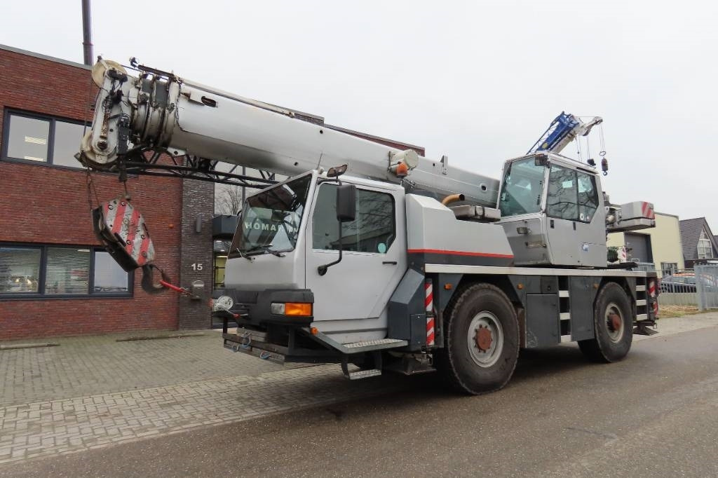 Liebherr LTM 1030/2 - Grúa todo terreno: foto 1 Liebherr LTM 1030/2 - Grúa todo terreno: foto 1