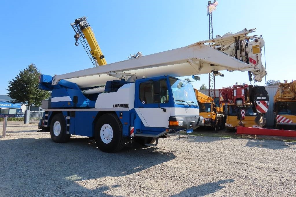 Liebherr LTM 1040-2.1 - Grúa todo terreno: foto 2 Liebherr LTM 1040-2.1 - Grúa todo terreno: foto 2