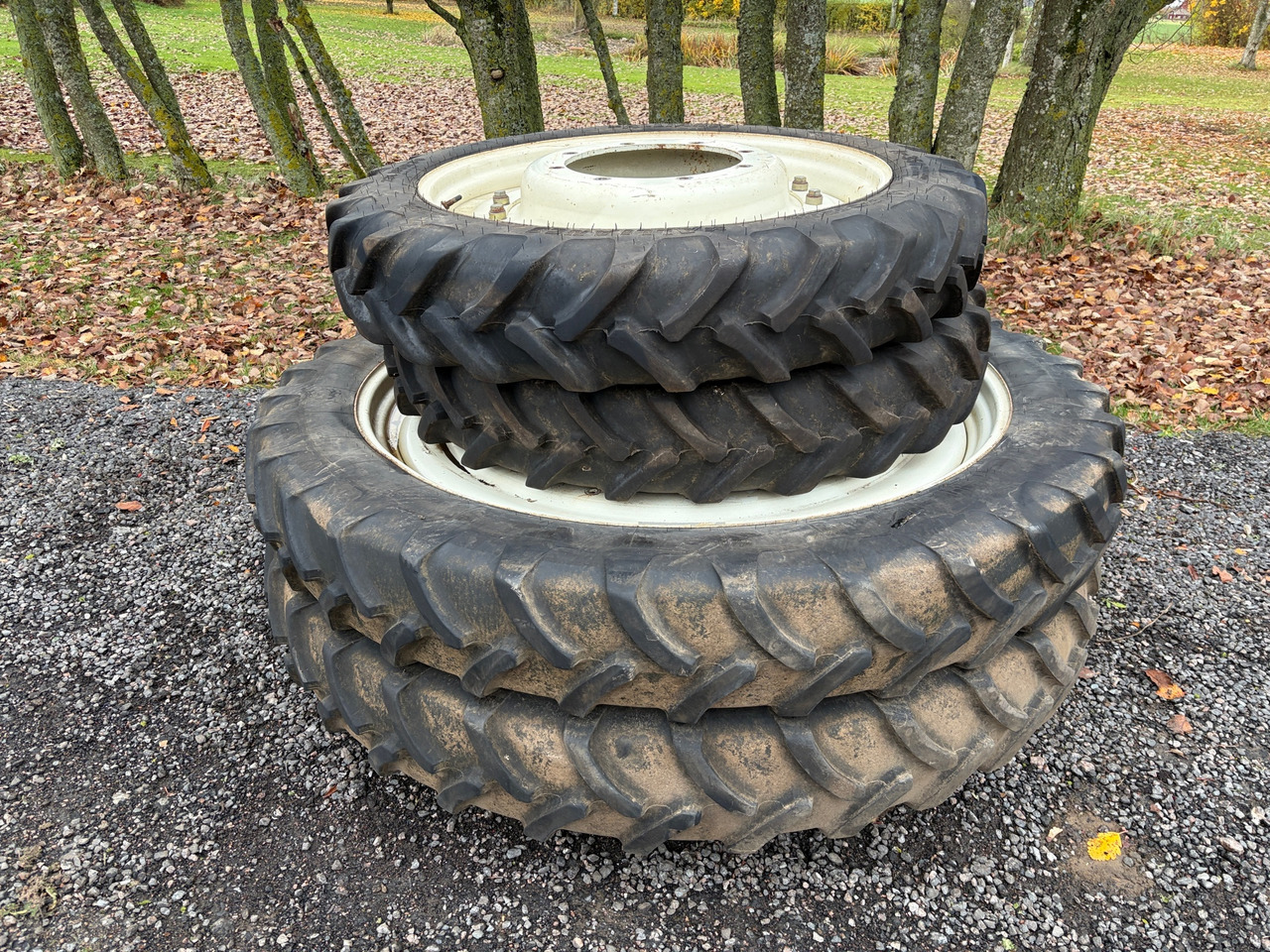 Alliance/Michelin A 350 - Neumático para Maquinaria agrícola: foto 1 Alliance/Michelin A 350 - Neumático para Maquinaria agrícola: foto 1