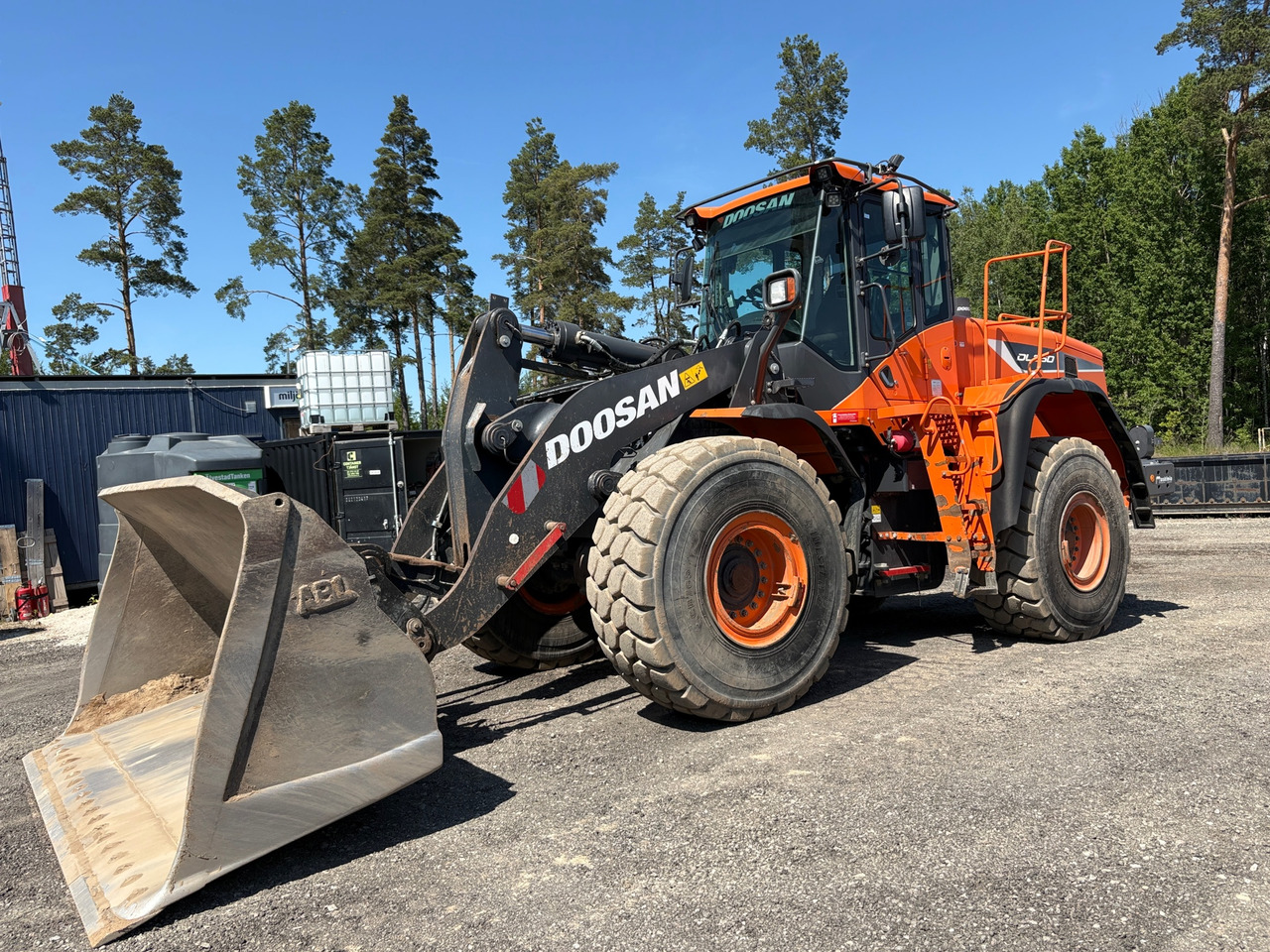 Doosan DL350-5 - Cargadora de ruedas: foto 1 Doosan DL350-5 - Cargadora de ruedas: foto 1