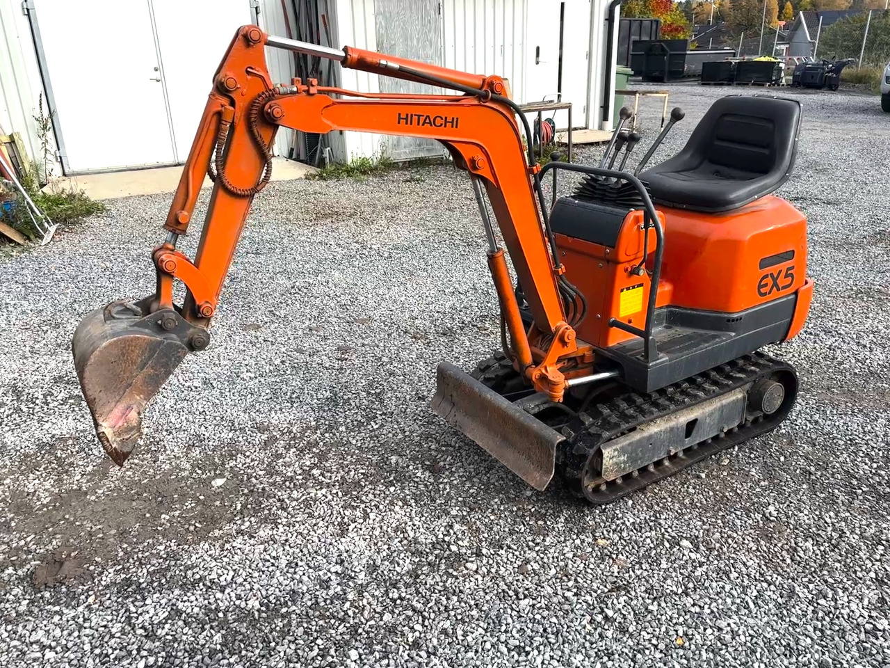 Hitachi EX 5 - Excavadora: foto 1 Hitachi EX 5 - Excavadora: foto 1