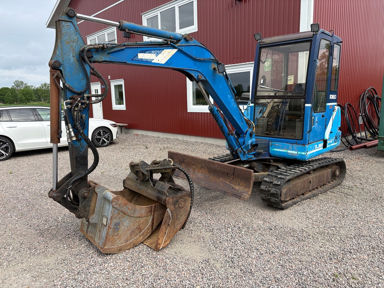 Kobelco SK032 - Excavadora: foto 1 Kobelco SK032 - Excavadora: foto 1