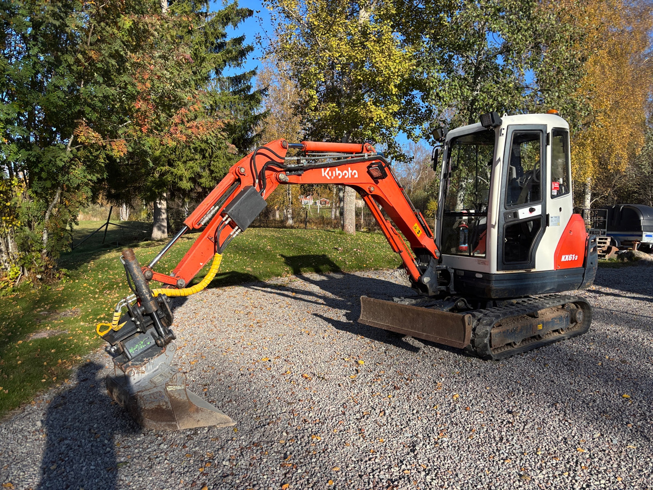 Kubota KX61-3 - Excavadora: foto 1 Kubota KX61-3 - Excavadora: foto 1