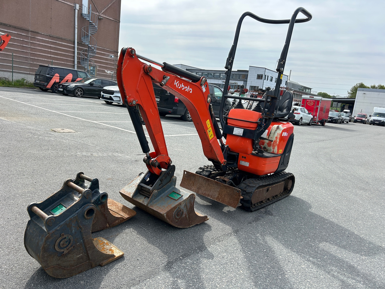 Kubota U10-3 - Excavadora: foto 1 Kubota U10-3 - Excavadora: foto 1