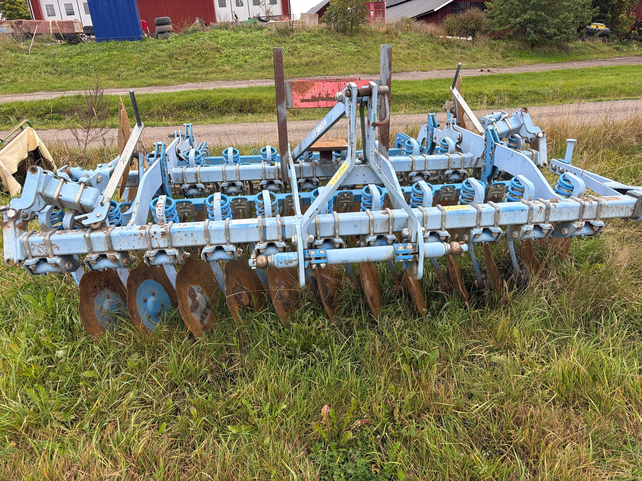 Lemken Rubin 9 - Rastras: foto 1 Lemken Rubin 9 - Rastras: foto 1