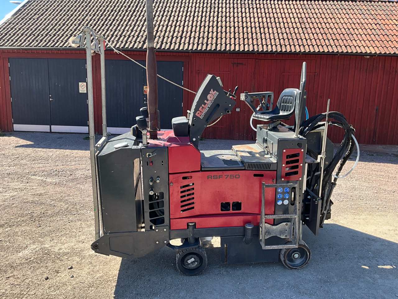 Rellok RSF750 - Equipo de construcción: foto 1 Rellok RSF750 - Equipo de construcción: foto 1