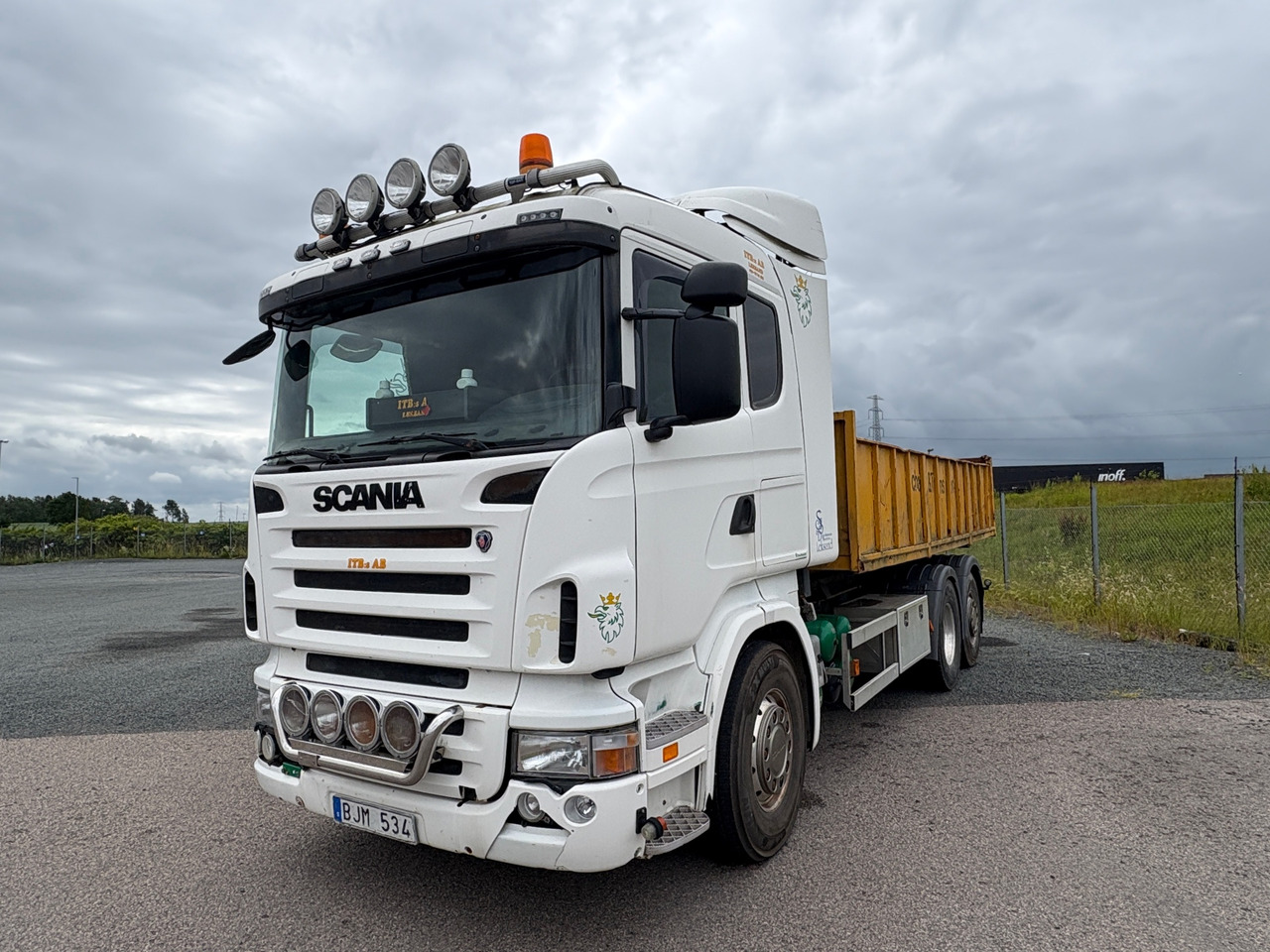 Scania R124 420 - Camión multibasculante: foto 1 Scania R124 420 - Camión multibasculante: foto 1