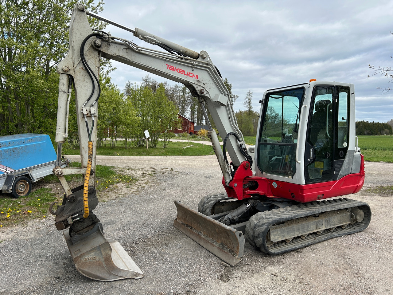 Takeuchi TB250 - Excavadora: foto 1 Takeuchi TB250 - Excavadora: foto 1