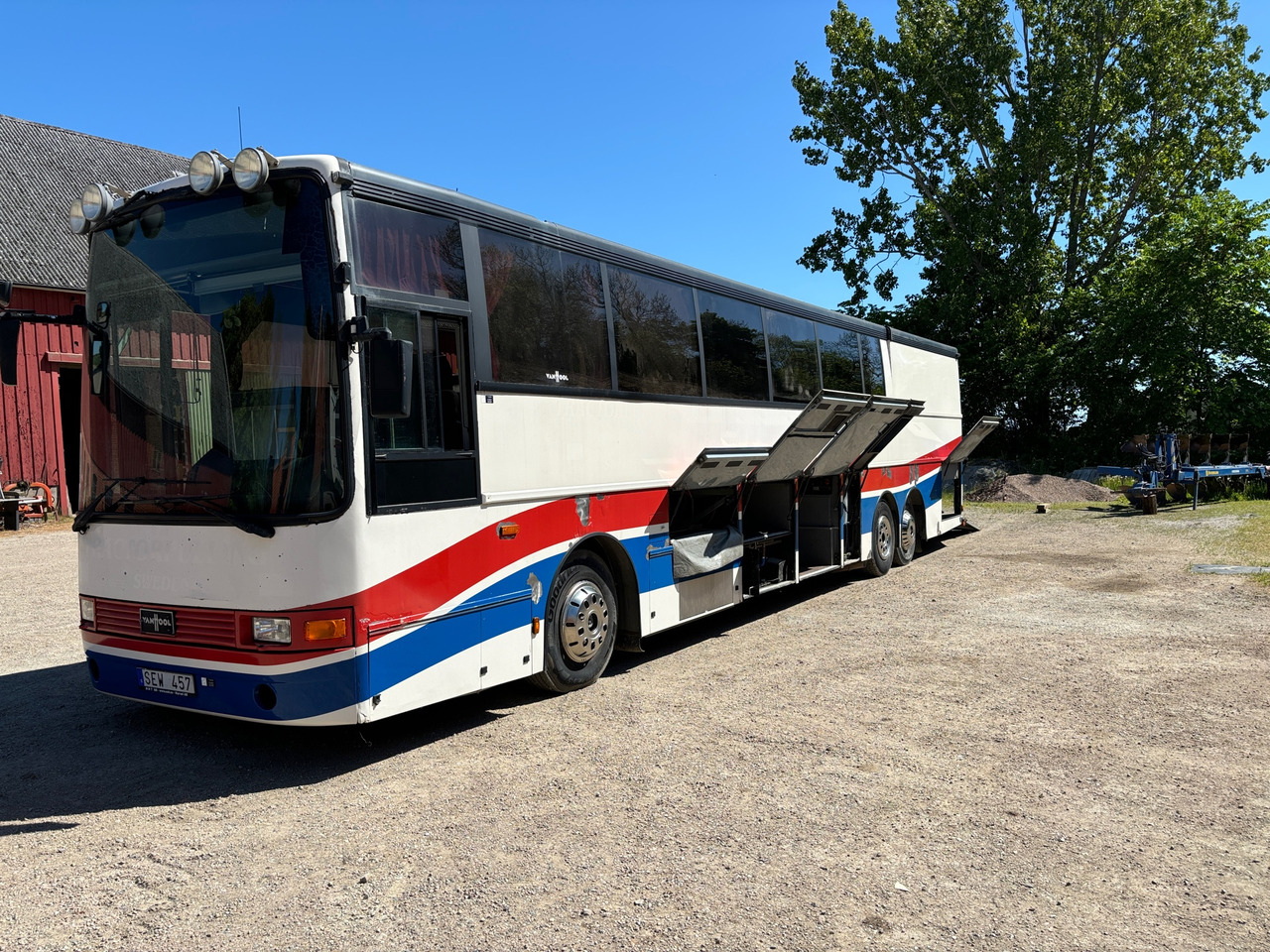 Volvo B10 M - Minibús, Furgoneta de pasajeros: foto 1 Volvo B10 M - Minibús, Furgoneta de pasajeros: foto 1