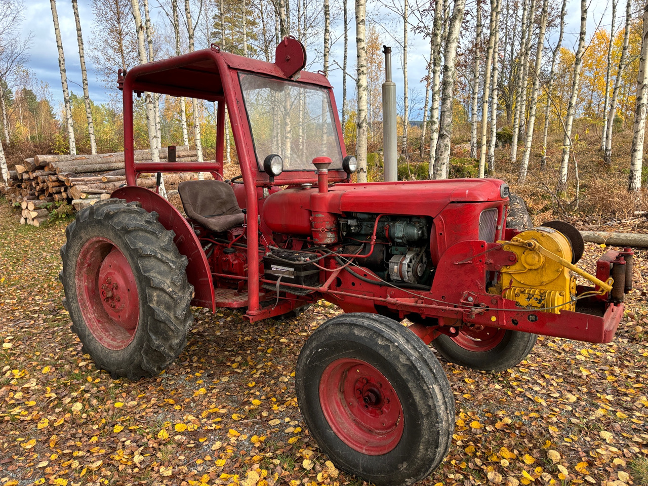 Volvo BM 320 Buster - Tractor: foto 1 Volvo BM 320 Buster - Tractor: foto 1