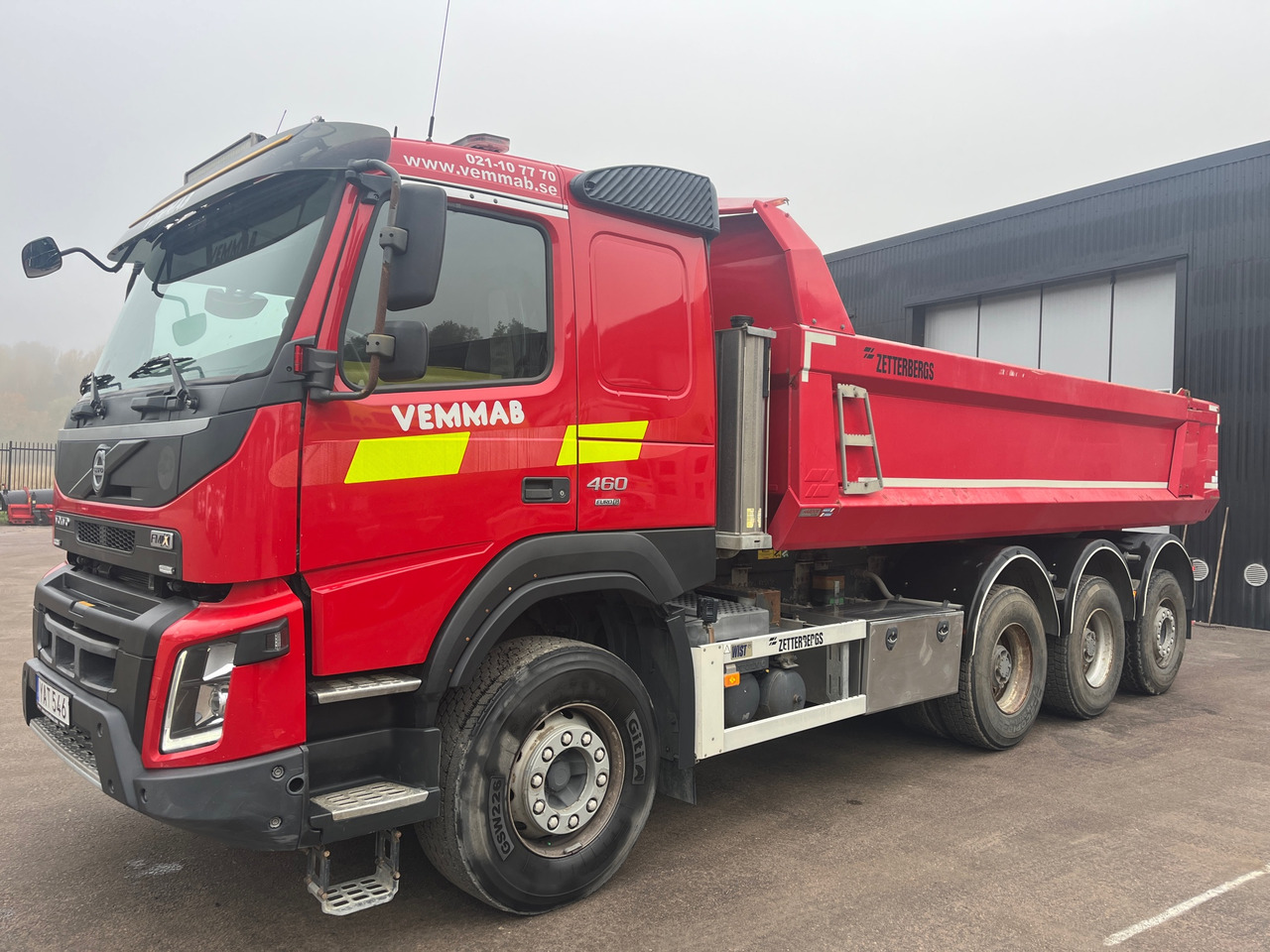Volvo FMX 460 8*4 - Camión volquete: foto 1 Volvo FMX 460 8*4 - Camión volquete: foto 1