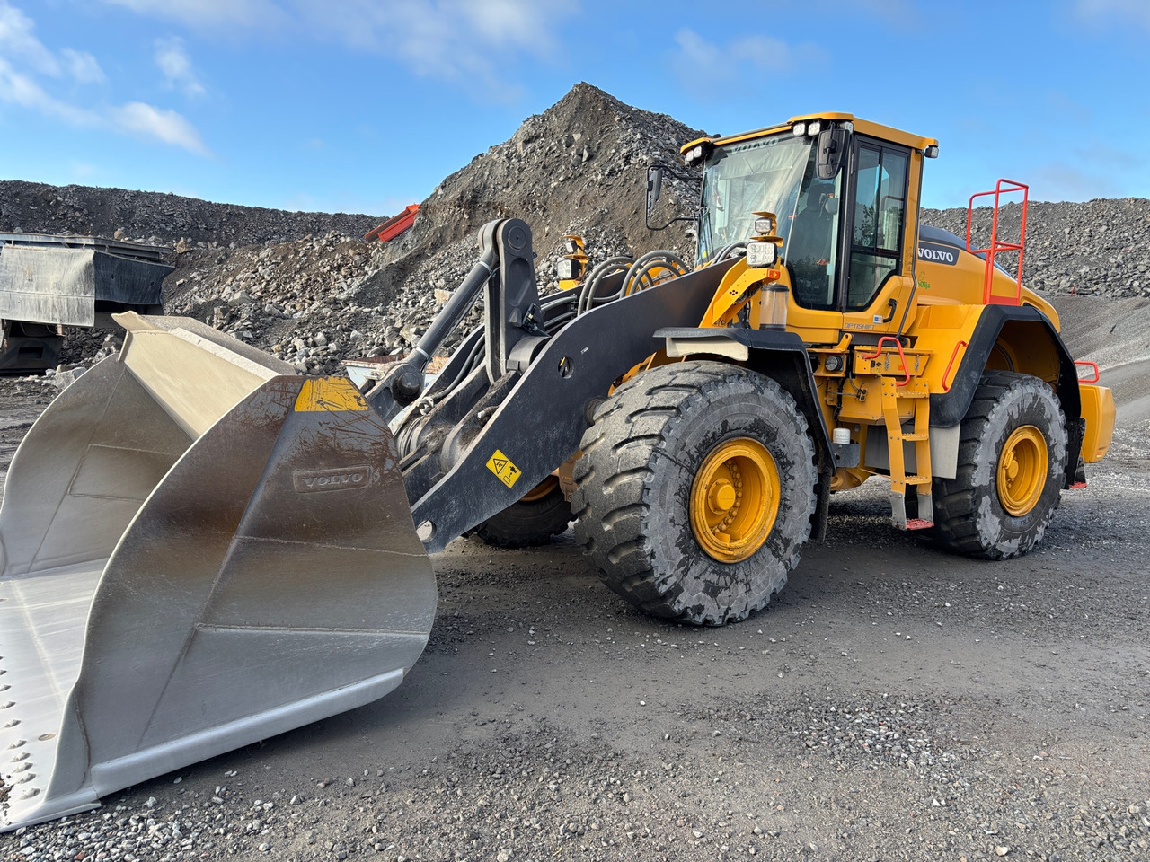 Volvo L180H - Cargadora de ruedas: foto 1 Volvo L180H - Cargadora de ruedas: foto 1