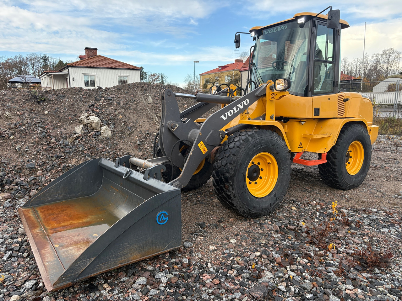 Volvo L30G - Cargadora de ruedas: foto 1 Volvo L30G - Cargadora de ruedas: foto 1