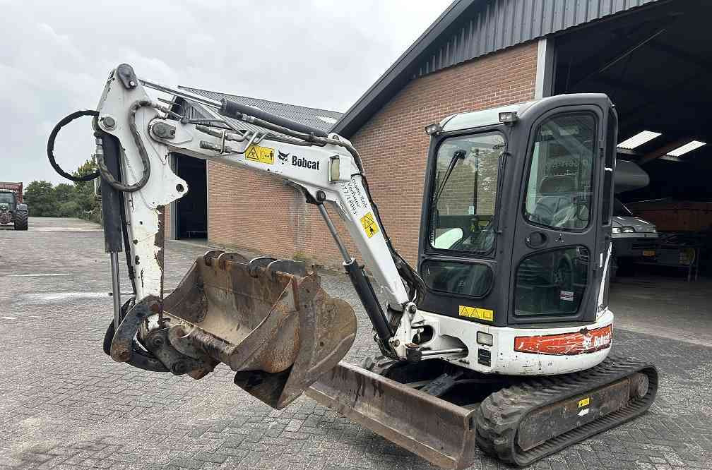 Bobcat 425 minigraver - Miniexcavadora: foto 1 Bobcat 425 minigraver - Miniexcavadora: foto 1
